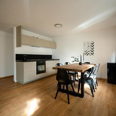 Oldtown Studio Apartment With 2 Bathrooms Düsseldorf Exteriér fotografie