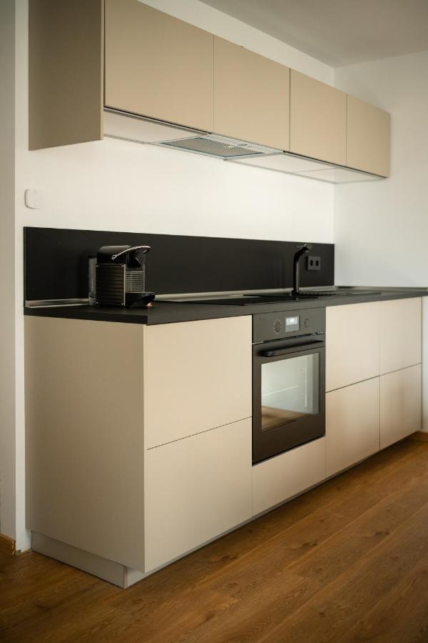 Oldtown Studio Apartment With 2 Bathrooms Düsseldorf Exteriér fotografie